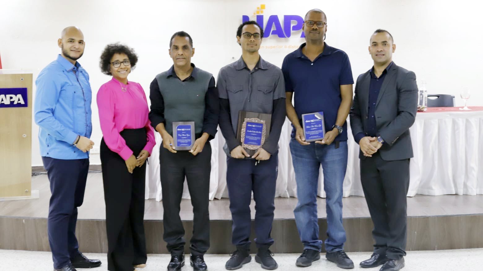 Premio a la creatividad: UAPA PREMIA CREATIVIDAD LITERARIA CON EL III CONCURSO DE CUENTOS