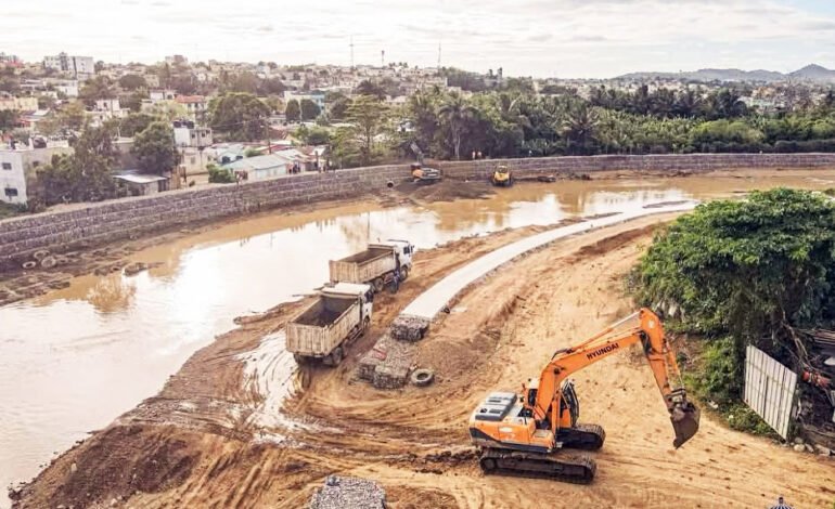 Primera etapa de la construcción de muros de gaviones en Río Duey demostró funcionabilidad