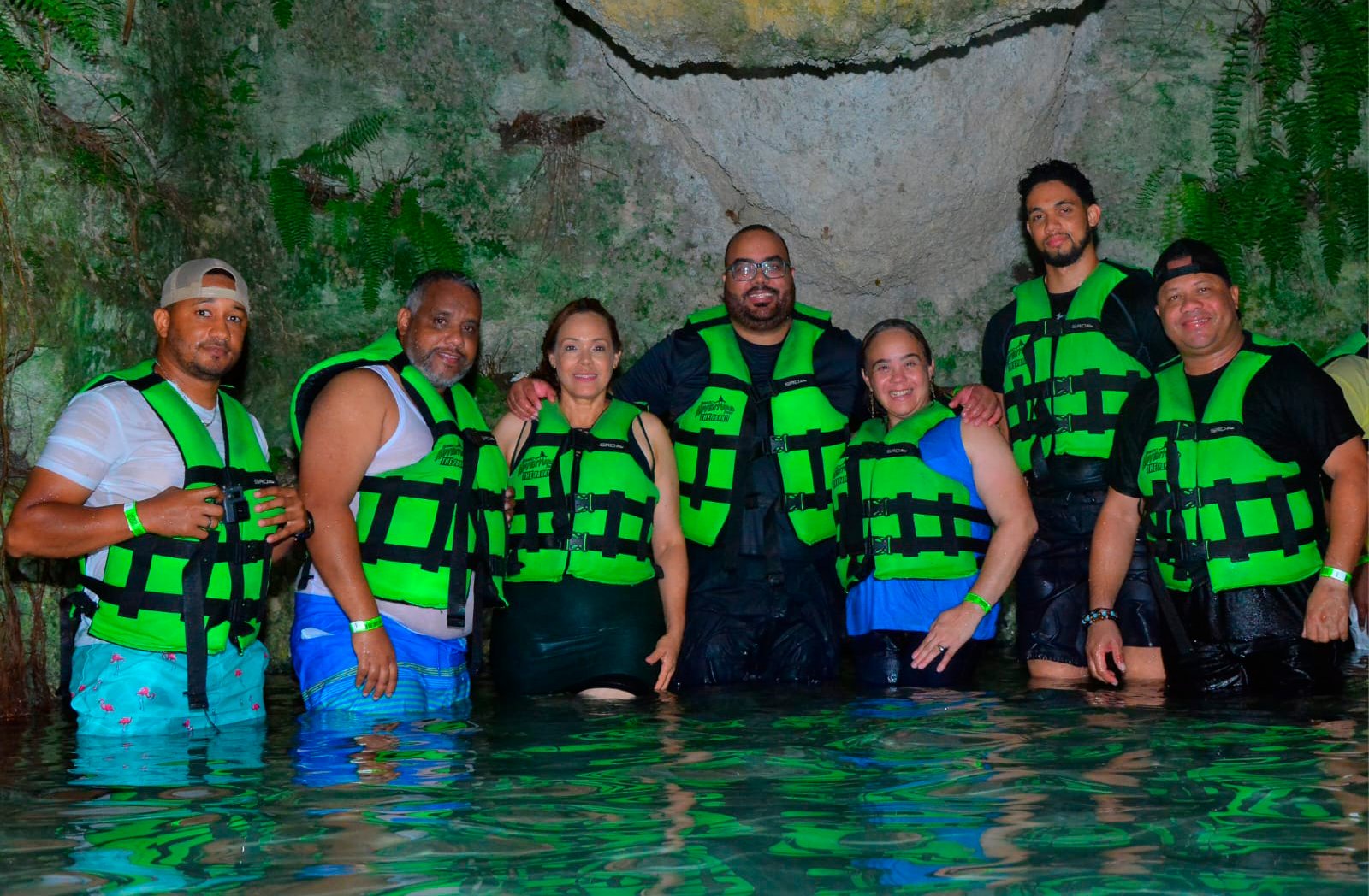 Bávaro Adventure Park ilumina la noche en Punta Cana con lanzamiento de "Sacred River At Night"