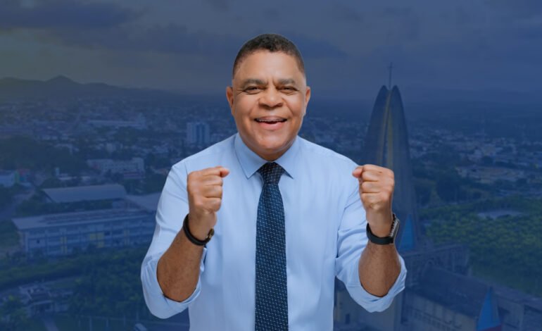 Juan Julio Campos remenea el panorama político de Higüey con una consulta popular inédita en redes sociales